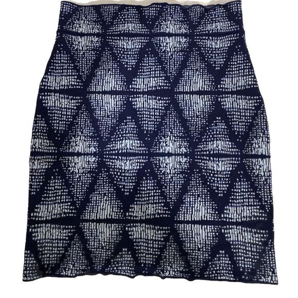 BCBGMaxAzria Dresses & Skirts - BCBG Maxazria Bandage Simone Skirt Blue White Pattern‎ Stretchy Mini XXS